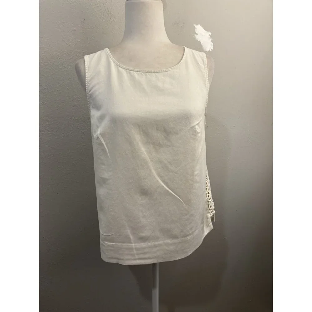 Anthropologie HD in Paris Blouse Embroidered Eyelet Sides Back Zipper Size US8